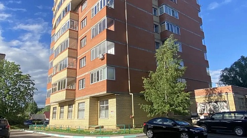 2-х комнатная квартира в д. 9 по ул. Ак. Королева г. Хотьково
