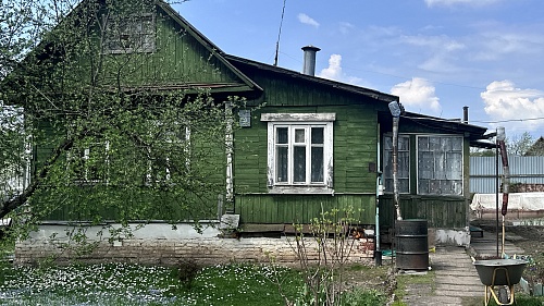 жилой дом 55,3 кв.м. с земельным участком 7, 6. сот, в Сергиево-Посадском городском округе,  г. Хотьково,  ул. Молодогвардейская, д. 5