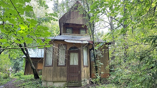 2/3 дома с участком 24,5 соток на ул. Пионерская в г. Хотьково